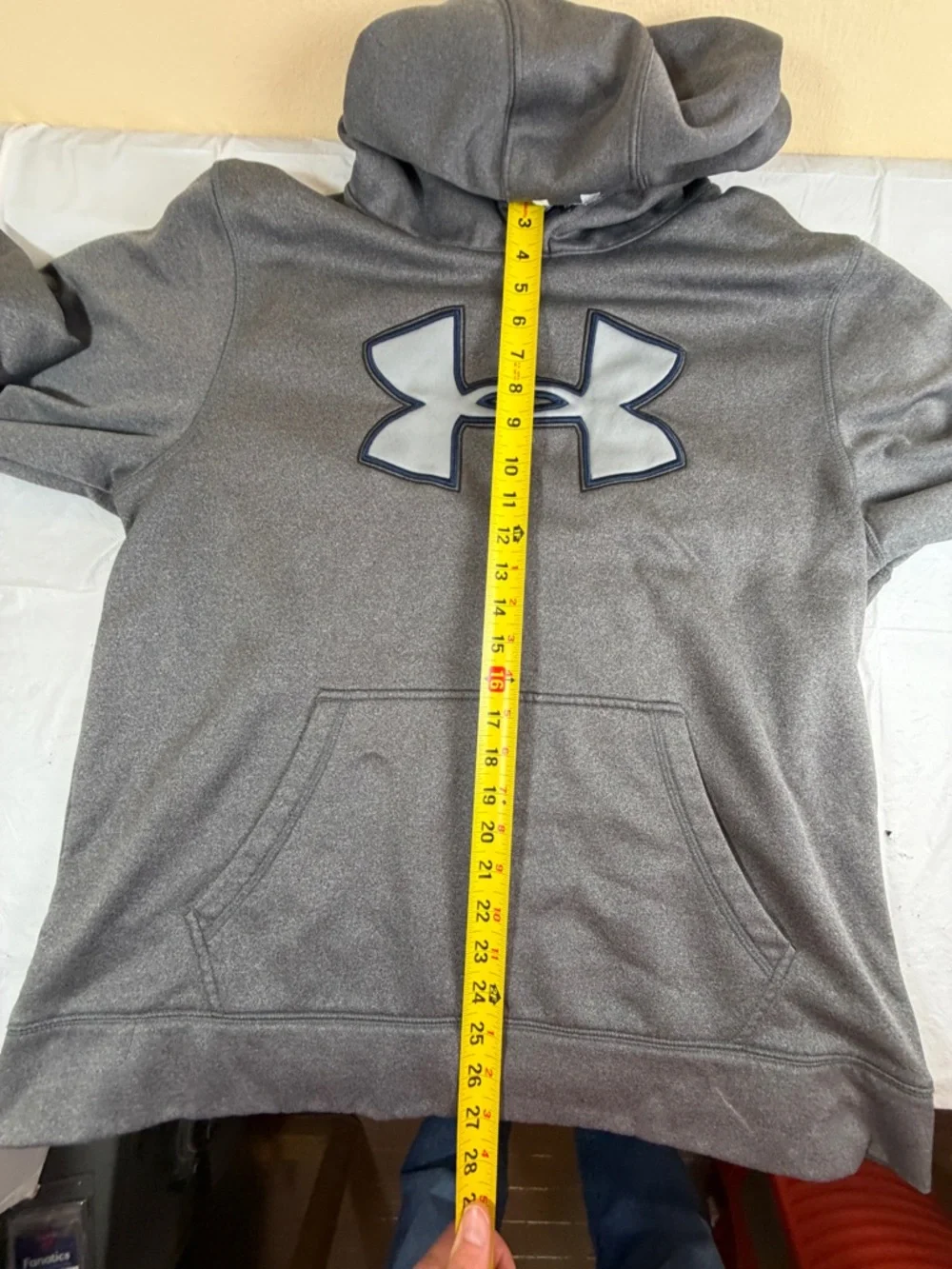 Under Armour Gray Hooded Sweatshirt with Large‎ Logo